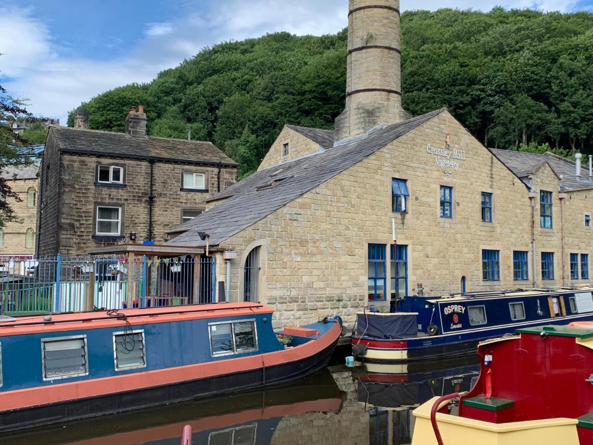 4 Bedroom Period Townhouse In The Heart Of Hebden 海伯敦桥 外观 照片