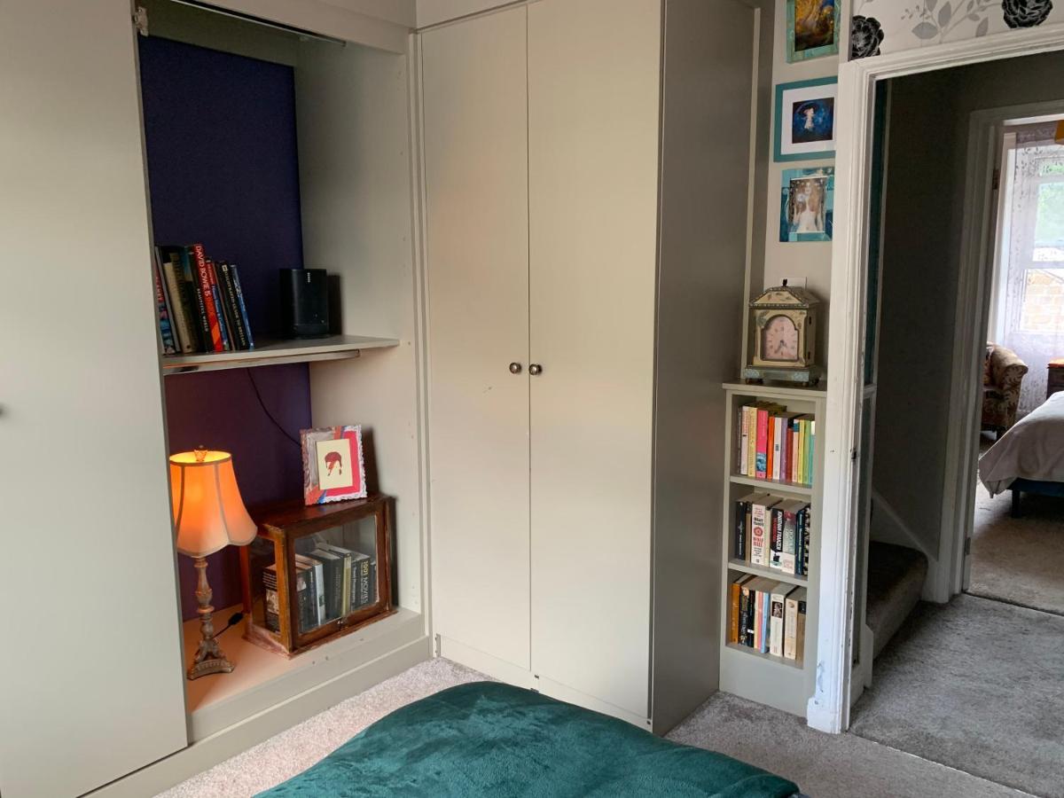 4 Bedroom Period Townhouse In The Heart Of Hebden 海伯敦桥 外观 照片